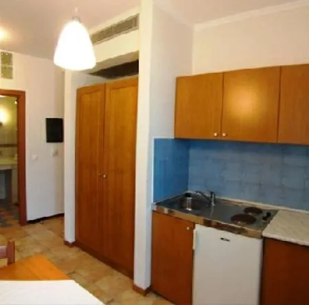 Gi Ga Mar Apartmanhotel Kriopijí